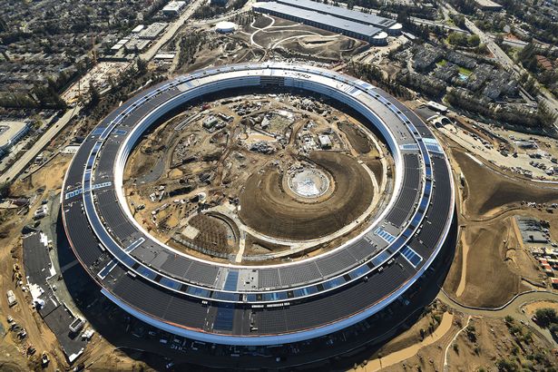Toàn cảnh tổng hành dinh 'phi thuyền' giá 5 tỉ đô của Apple